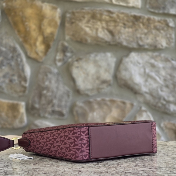 Michael Kors Jet Set Logo Center Stripe Small Crossbody - Picture 4 of 9